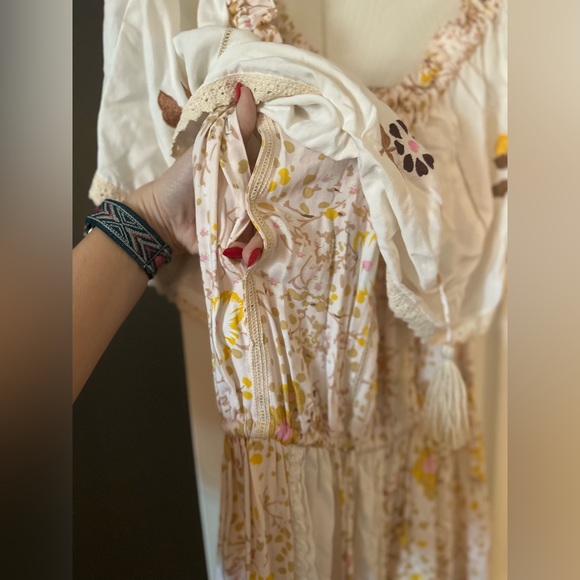 Dream feed by Fillyboo - Transition from maternity to nursing dress - Picture 5 of 9